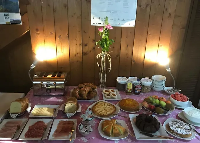 Casa Del Viandante And Colico