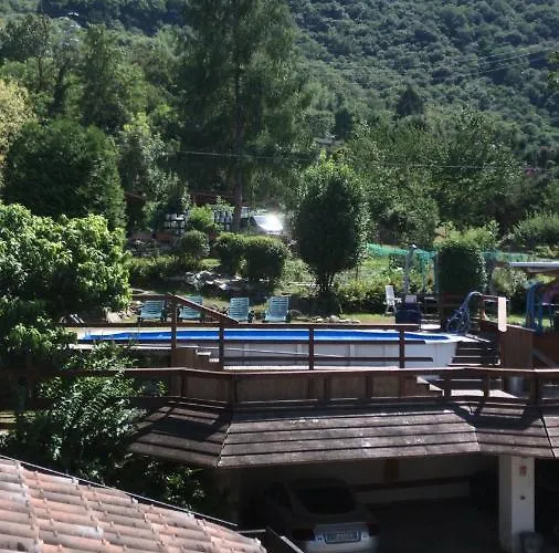 Casa Del Viandante And Colico