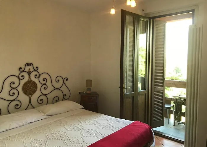 Casa Del Viandante And *