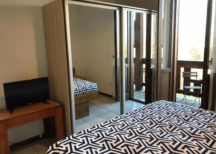 Casa Del Viandante And * Colico