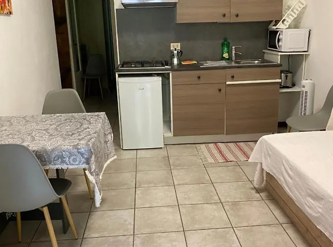 Casa Del Viandante And *