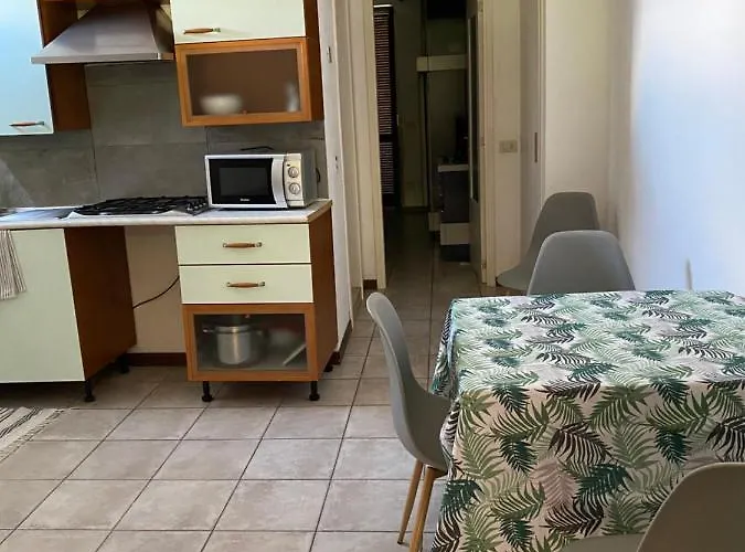 Casa Del Viandante And Colico